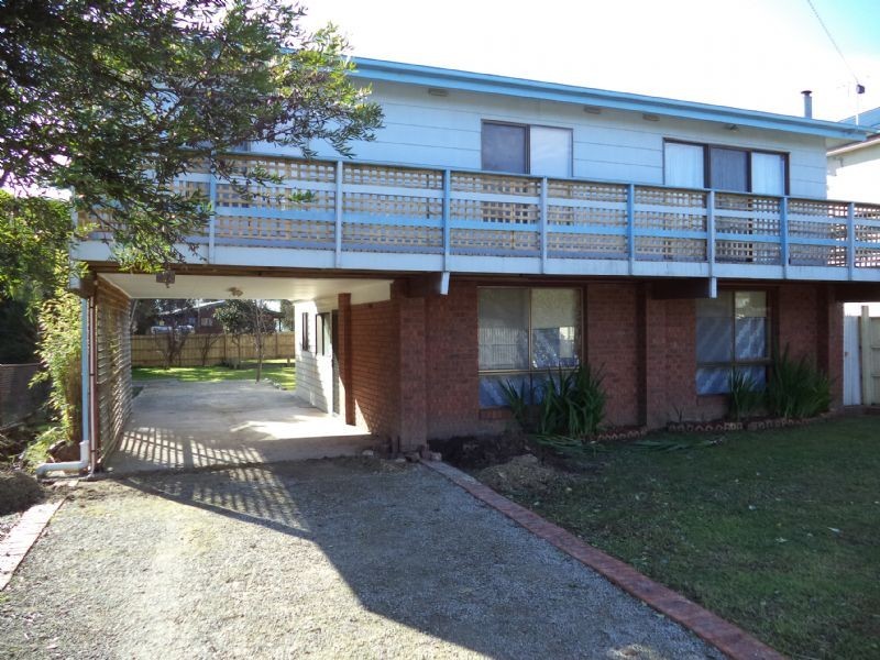 36 Phillip Street, Cowes VIC 3922