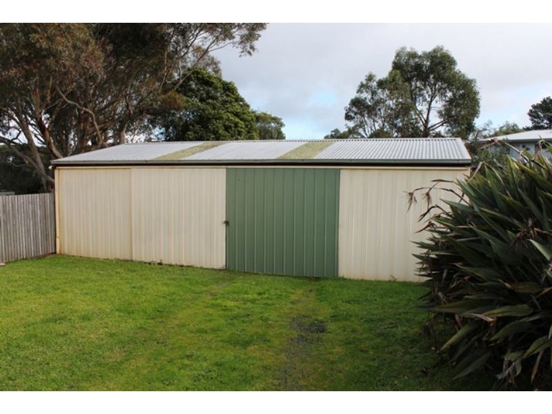 5 Erin Court, Rhyll VIC 3923