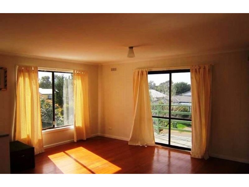 2 Hallway Drive, Wimbledon Heights VIC 3922
