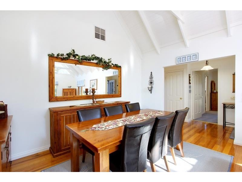 5 Honeyeater Drive, Silverleaves VIC 3922