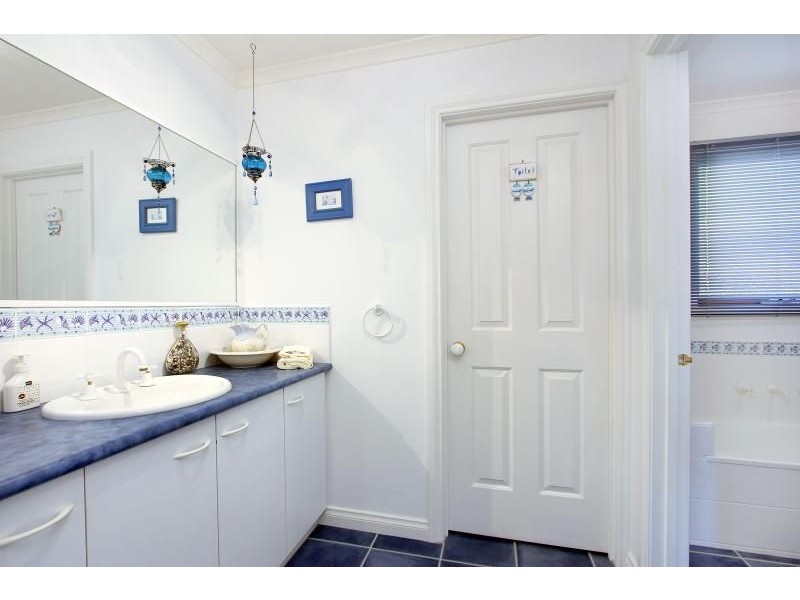 5 Honeyeater Drive, Silverleaves VIC 3922