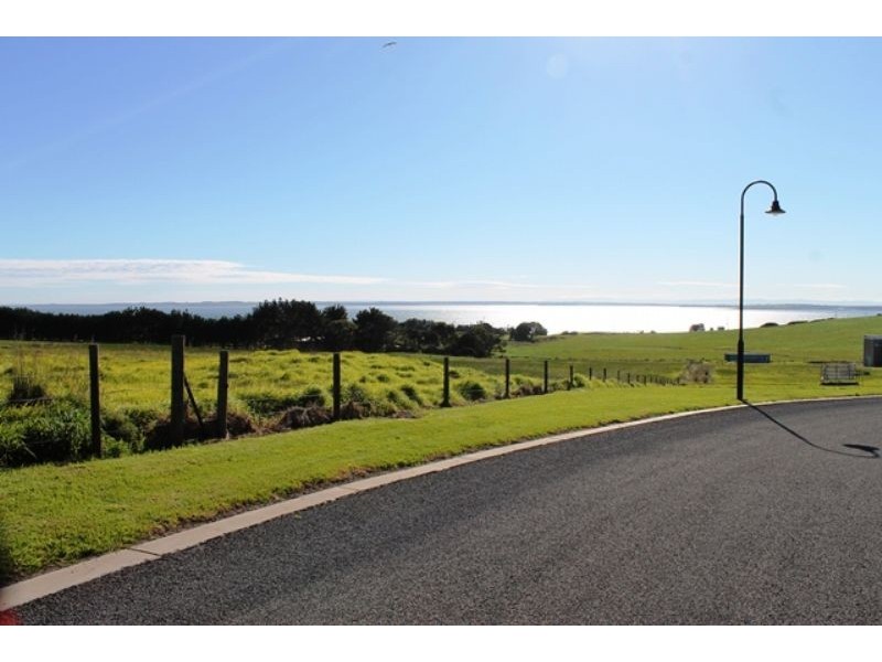 1A/25-27 Small Court, San Remo VIC 3925