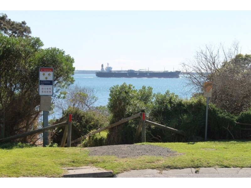 4 Justice Road, Cowes VIC 3922