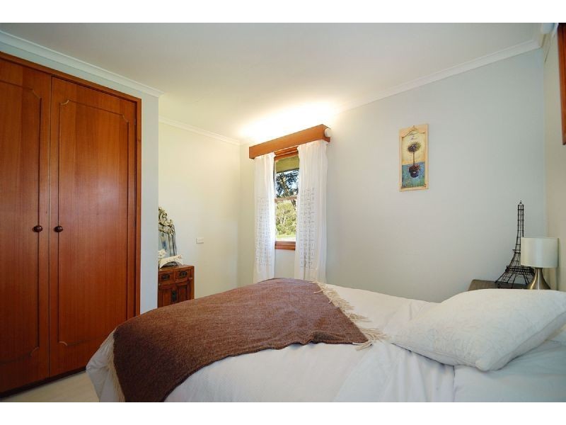 4 Justice Road, Cowes VIC 3922