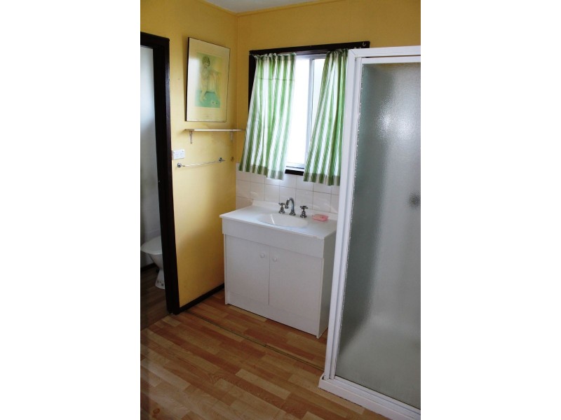 32 Page Ave, Surf Beach VIC 3922