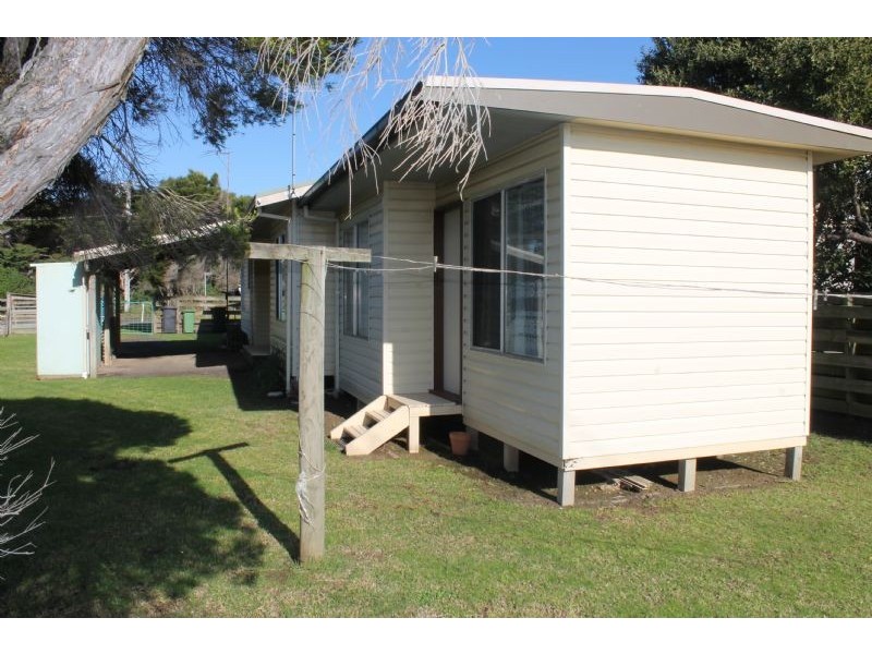 32 Page Ave, Surf Beach VIC 3922