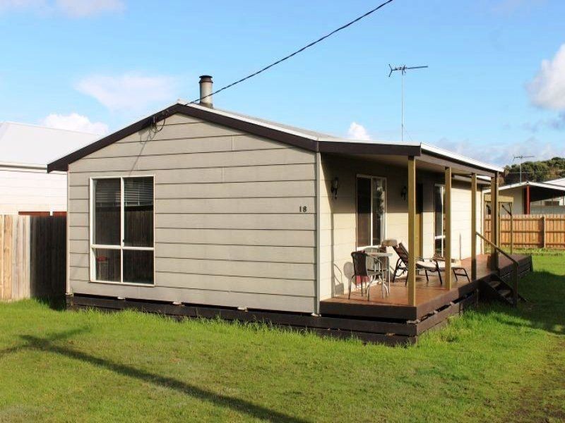 18 Galleon Crescent, Sunset Strip VIC 3922