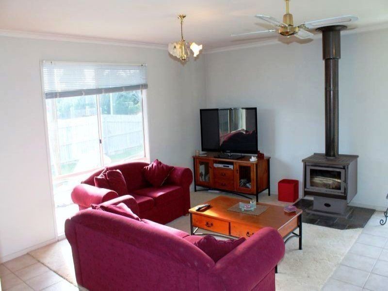 18 Galleon Crescent, Sunset Strip VIC 3922