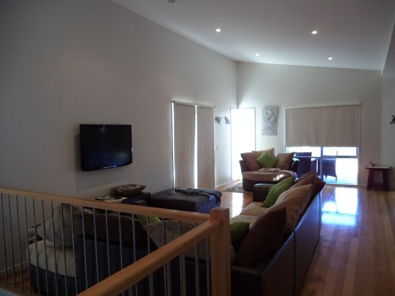 2 Chloe Close, Cowes VIC 3922