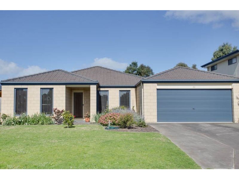 32 Katherine Circuit, Cowes VIC 3922