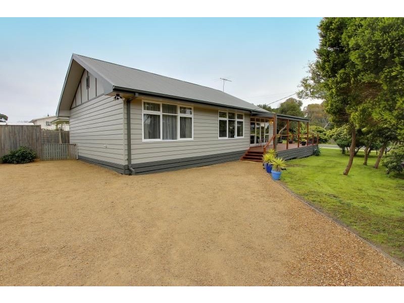 461 Settlement Road, Cowes VIC 3922