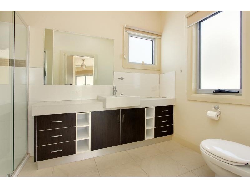 76 Katherine Circuit, Cowes VIC 3922