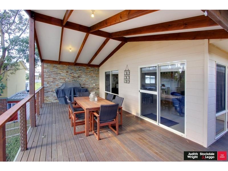 259  Settlement Road, Cowes VIC 3922