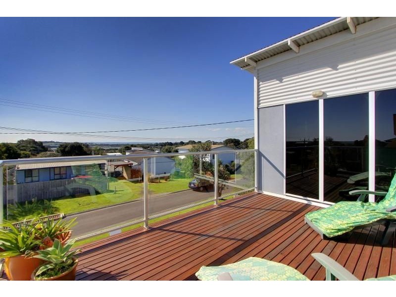 27 Sunnyside Avenue, Cape Woolamai VIC 3925