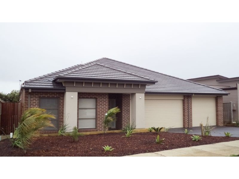 10 Boobook Grove, Cowes VIC 3922