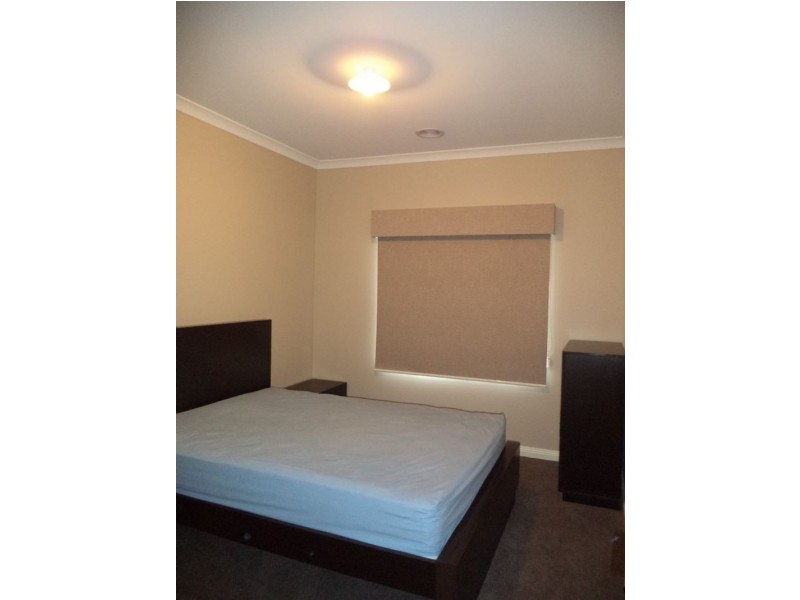10 Boobook Grove, Cowes VIC 3922