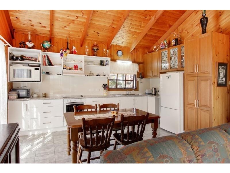 5-7 Parrakoola Way, Cowes VIC 3922