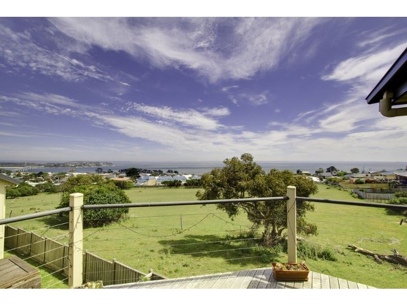 1/39-41 Panorama Drive, San Remo VIC 3925