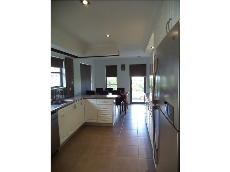 53 Sunderland Bay Road, Sunderland Bay VIC 3922