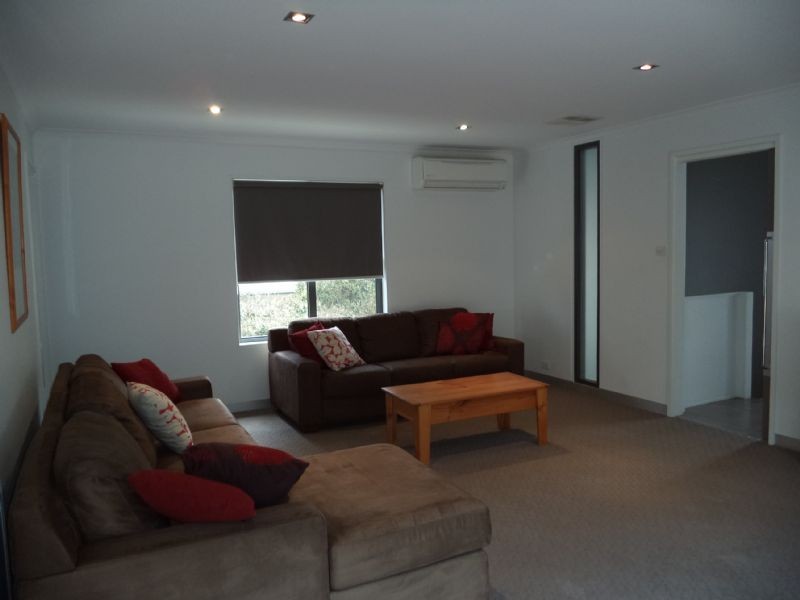 53 Sunderland Bay Road, Sunderland Bay VIC 3922