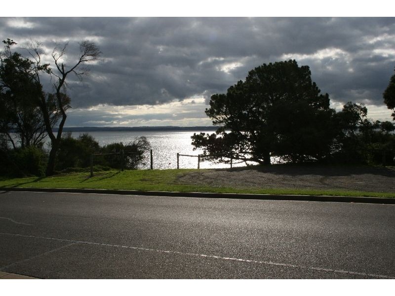 1/21 The Esplanade, Cowes VIC 3922