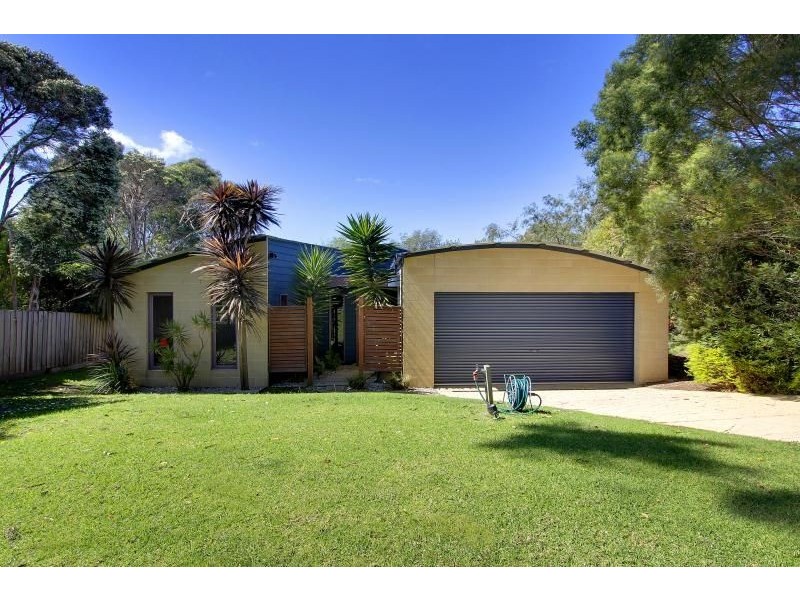 6 Endeavour Court, Cowes VIC 3922