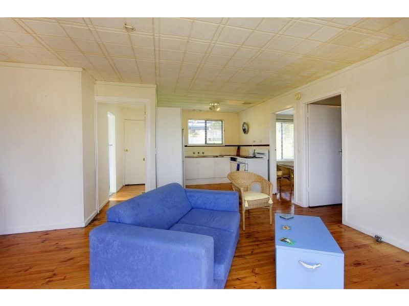 68 Red Rocks Road, Cowes VIC 3922