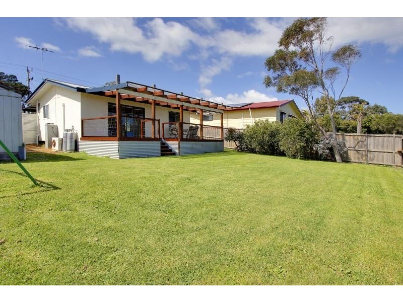 68 Red Rocks Road, Cowes VIC 3922