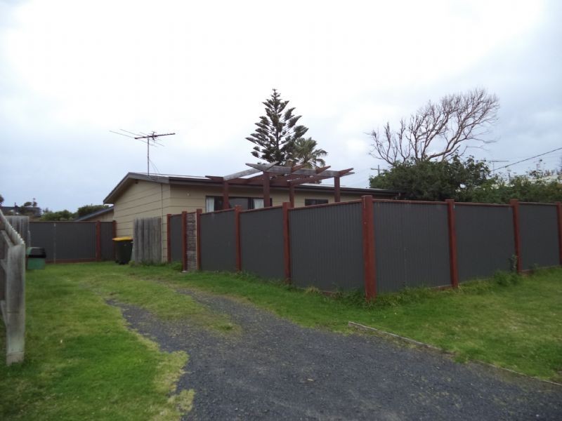 16 Second Avenue, Cape Woolamai VIC 3925