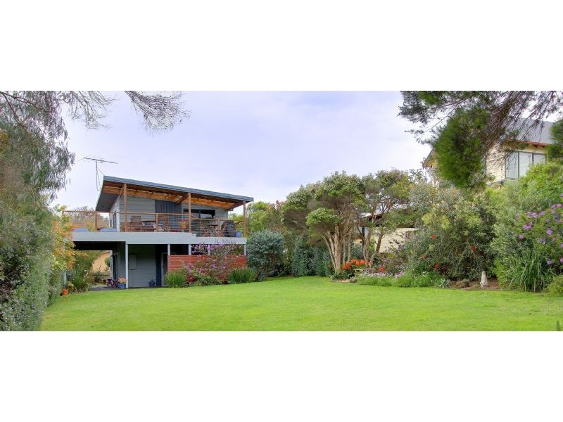 48 Dolphin Drive, Smiths Beach VIC 3922