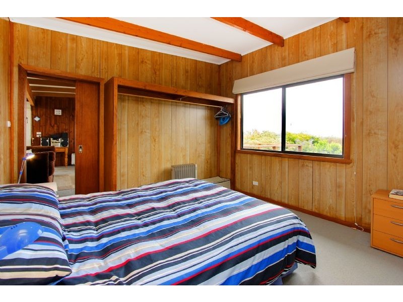 48 Dolphin Drive, Smiths Beach VIC 3922