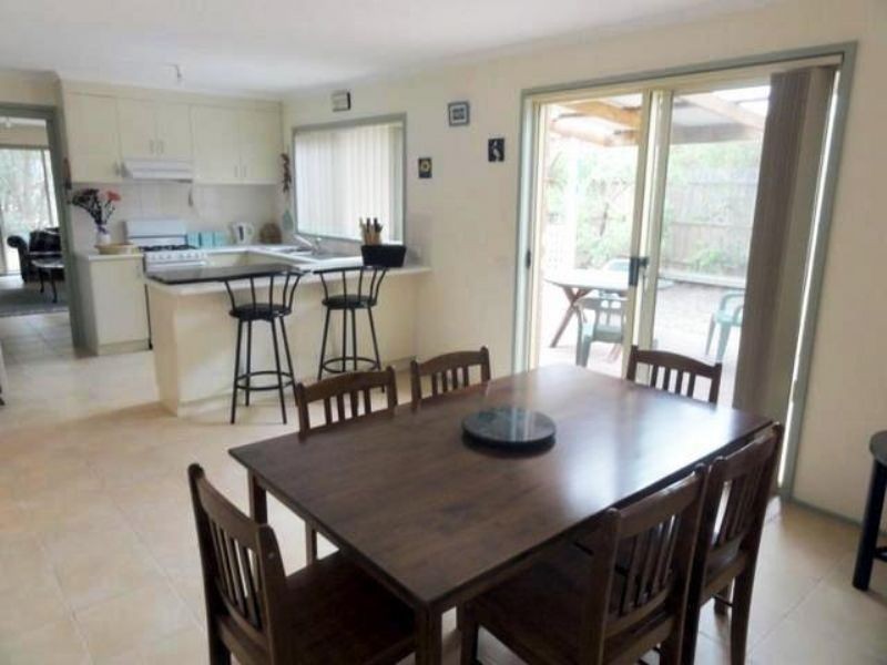 4 Collins Street, Silverleaves VIC 3922
