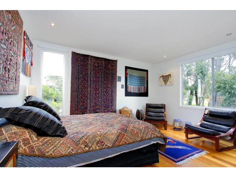 5 Waikiki Cresent, Smiths Beach VIC 3922