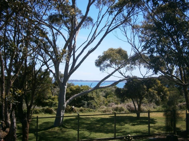 26 McRae Avenue, Cowes VIC 3922