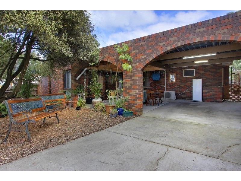 26 McRae Avenue, Cowes VIC 3922