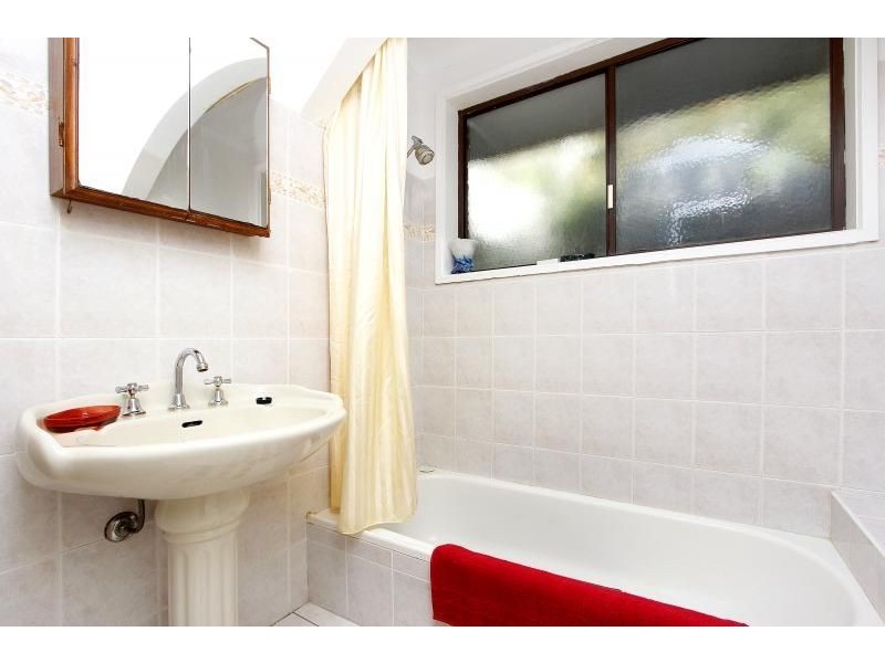 26 McRae Avenue, Cowes VIC 3922