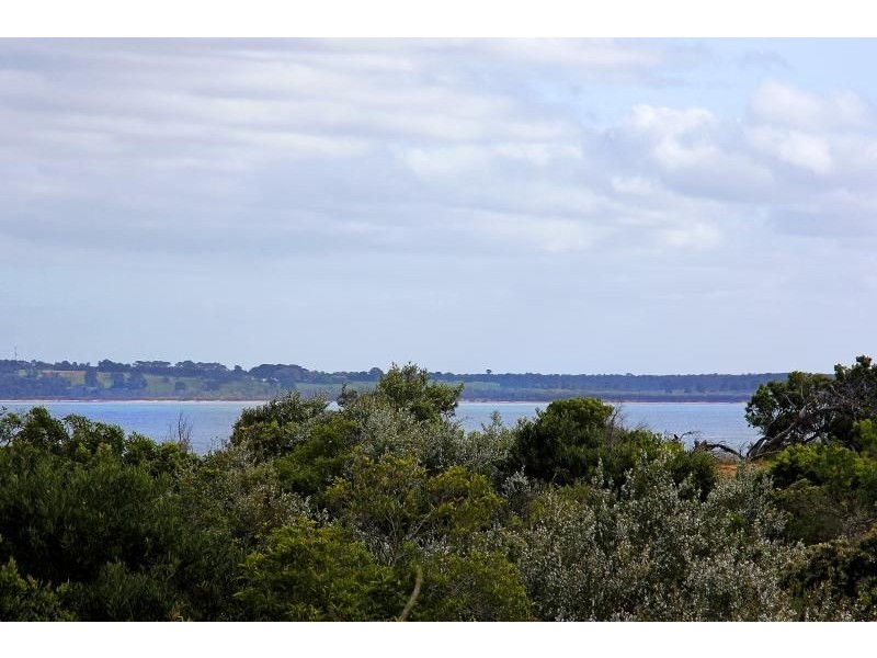 26 McRae Avenue, Cowes VIC 3922