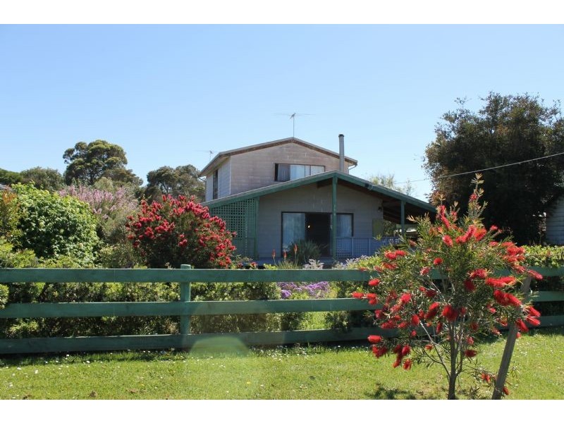 256 Church Street, Cowes VIC 3922