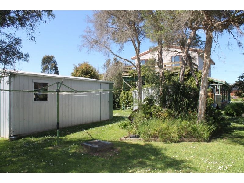 256 Church Street, Cowes VIC 3922