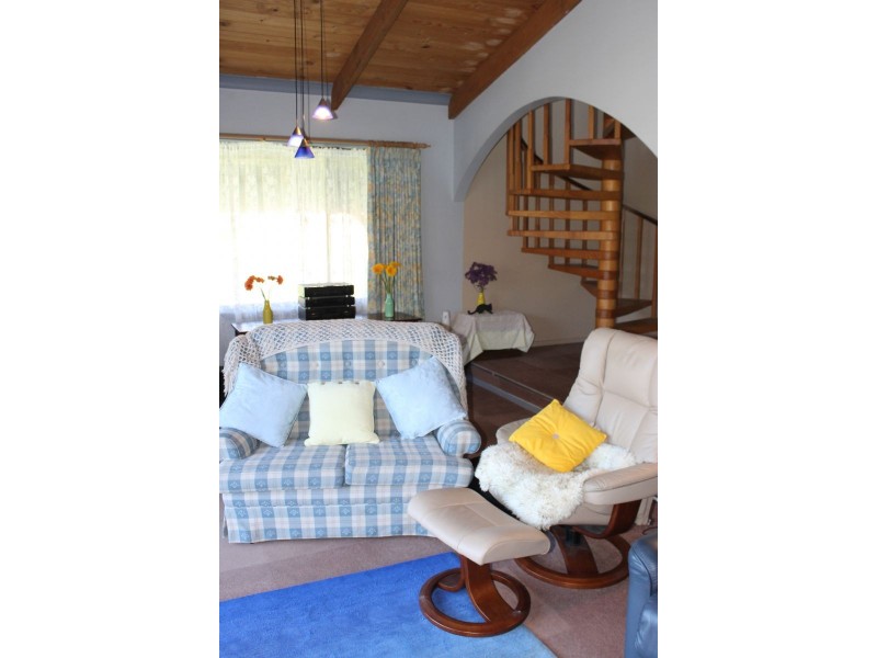 256 Church Street, Cowes VIC 3922