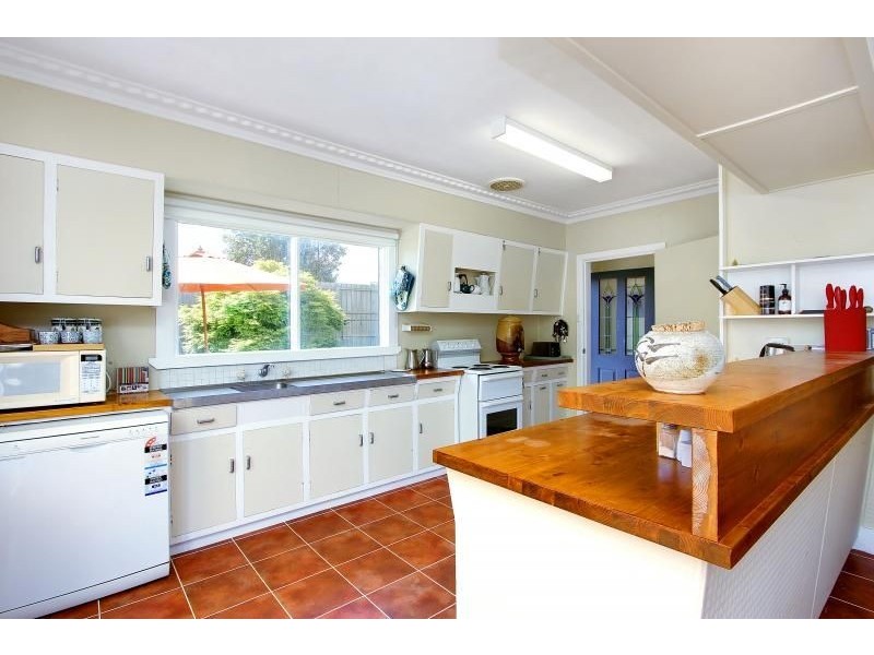 3 Genesta Street, Cowes VIC 3922