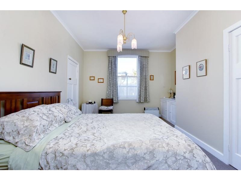 3 Genesta Street, Cowes VIC 3922