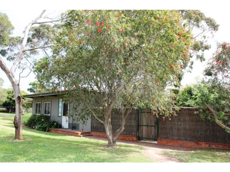 15 Anderson Road, Cowes VIC 3922