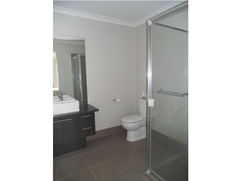 19 Grampian Boulevard, Cowes VIC 3922