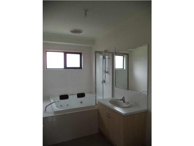 73 Penniwells Drive, San Remo VIC 3925