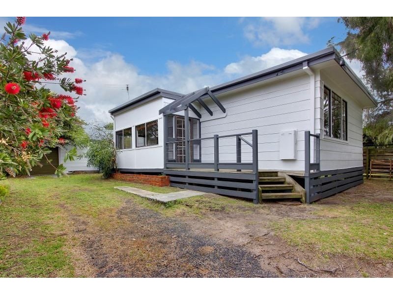 60 Tampa Road, Cape Woolamai VIC 3925