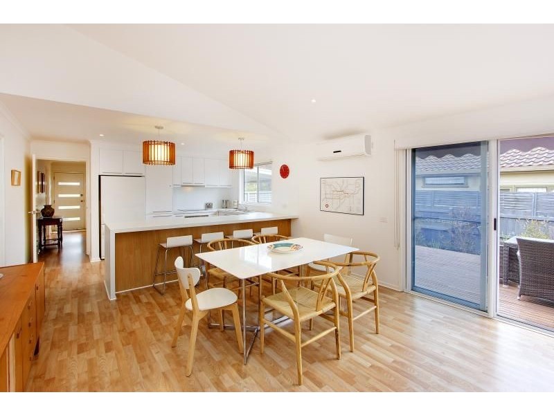 60 Churchill Drive, Cowes VIC 3922