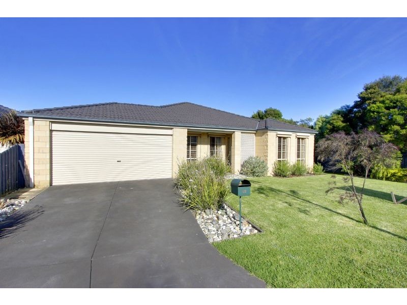 42 Katherine Circuit, Cowes VIC 3922