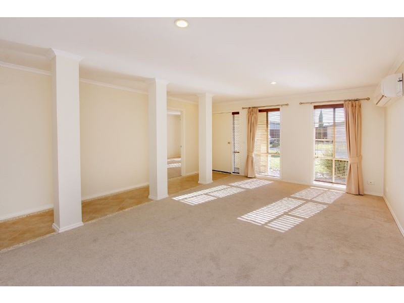 42 Katherine Circuit, Cowes VIC 3922