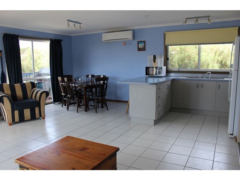 2 Seaspray Avenue, Cape Woolamai VIC 3925